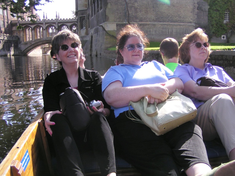 Christy, Isabelle and Carol in our boat on the River Cam.  What a gorgeous day it was.JPG