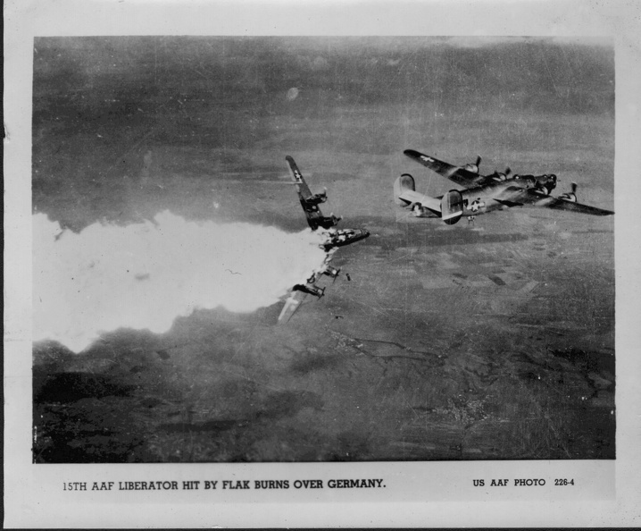 USAAF_Photo_226_4.jpg