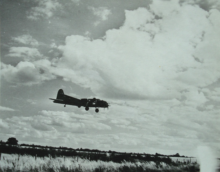 B-17landinga.jpg