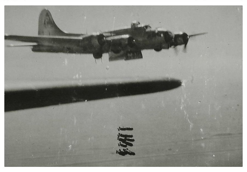 B-17BOMBSGONE.jpg