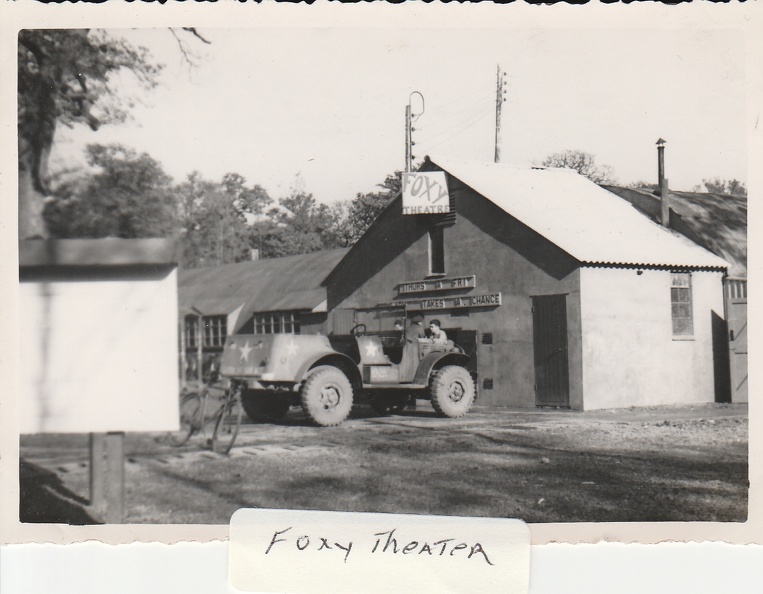 Foxy Theater, 26 October 1944