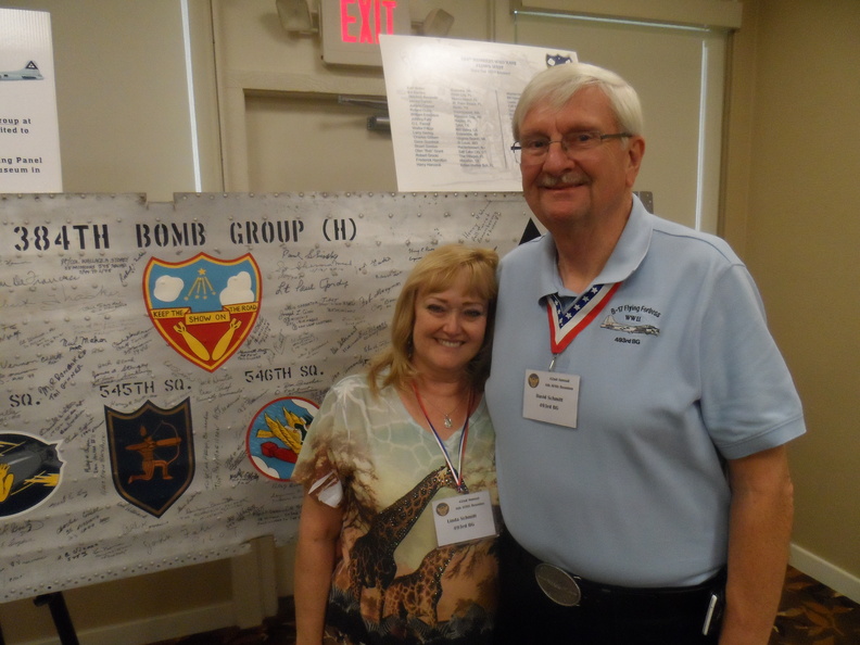 Dave and Linda Schmidt, 493rd Bomb Group.JPG