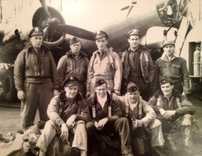 25 April 1945, Hutchinson Crew.jpg