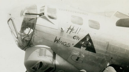 B-17G 42-97948 &quot;HELL ON WINGS&quot; BK-U