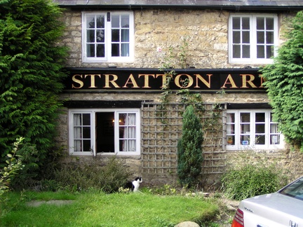 Another view of the Stratton Arms.  The cat's still there!.JPG
