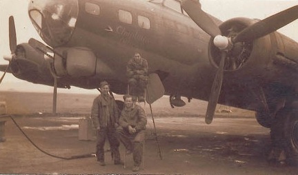 545th ground crew with 42-37762 JD-A 'Chaplain's Office'