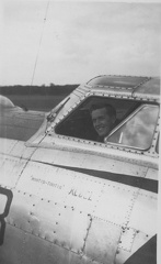 2nd Lt James W. Warren with Globe Trotter 1945.jpg