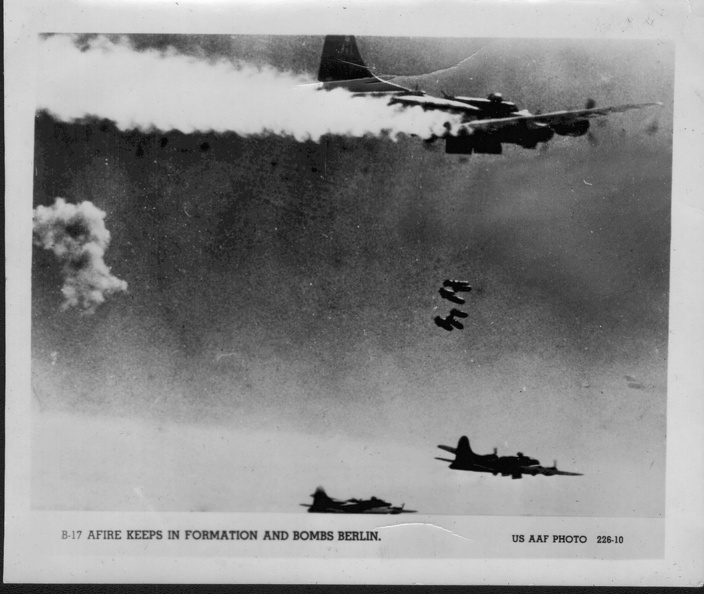 USAAF_Photo_226_10.jpg
