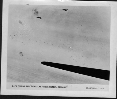 USAAF_Photo_230-18-.jpg