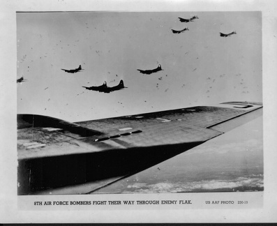 USAAF_Photo_230-19.jpg