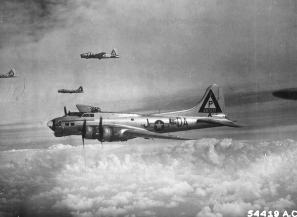 384th During WWII / Aircraft / B-17G Aircraft / B-17G 42-97271 JD*A ...