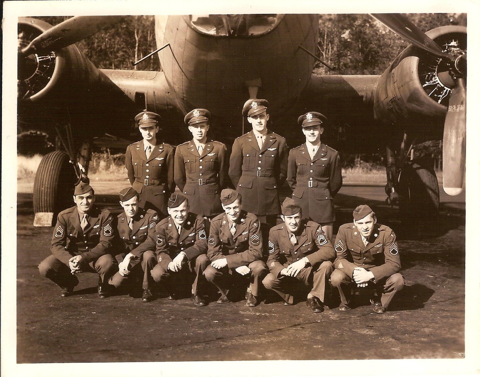 lt william jones crew 50 001 unidentified B-17F