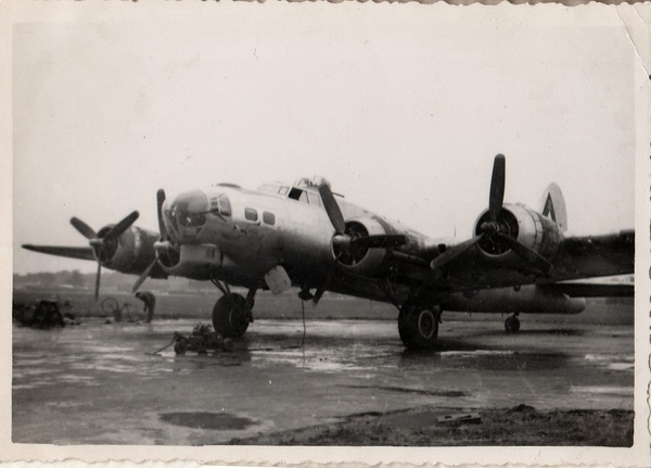 384th During WWII / Aircraft / B-17G Aircraft / B-17G 42-97309, JD*C ...