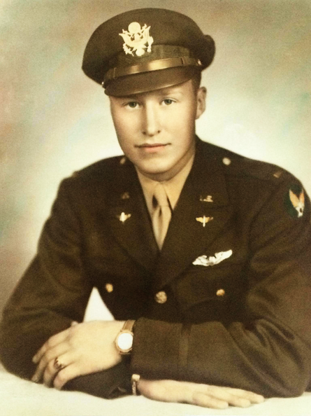 Donald E. Thompson, Pilot, 545th Squadron.png