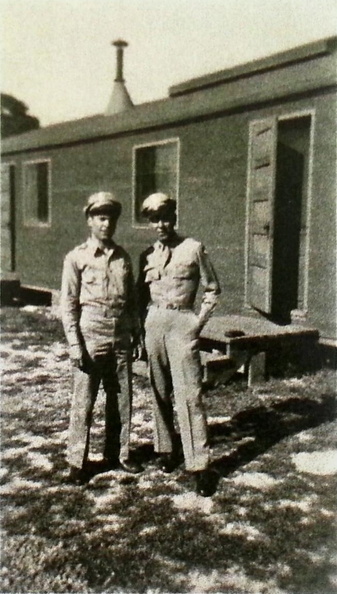 Tony Zanin and Ed Frederick, MacDill Field 1944.jpg