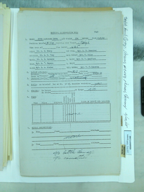 1945-02-23 272 S-2 1676-02-037