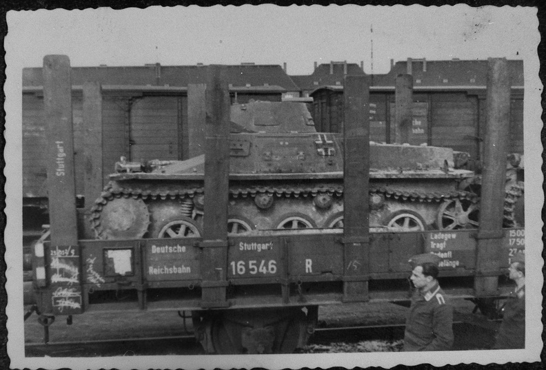 Panzer 1 light tank on Deutsche Reichsbahn train car