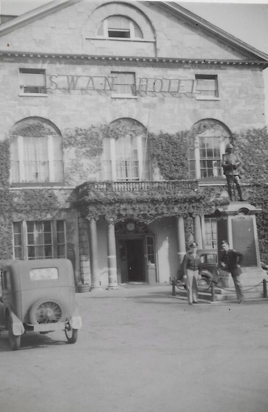 Swan Hotel Leif R Ostnes on right with pipe.jpg