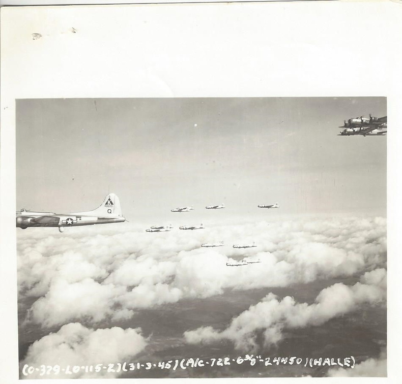 1945_03_31 547th Bomb Sqdn Halle Mission