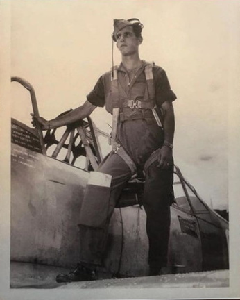 Philip Bern in flight training