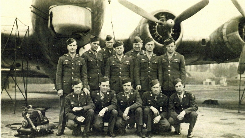 Herbert C. Selby  back row, 6th from left. 546th Ground personnel.jpg